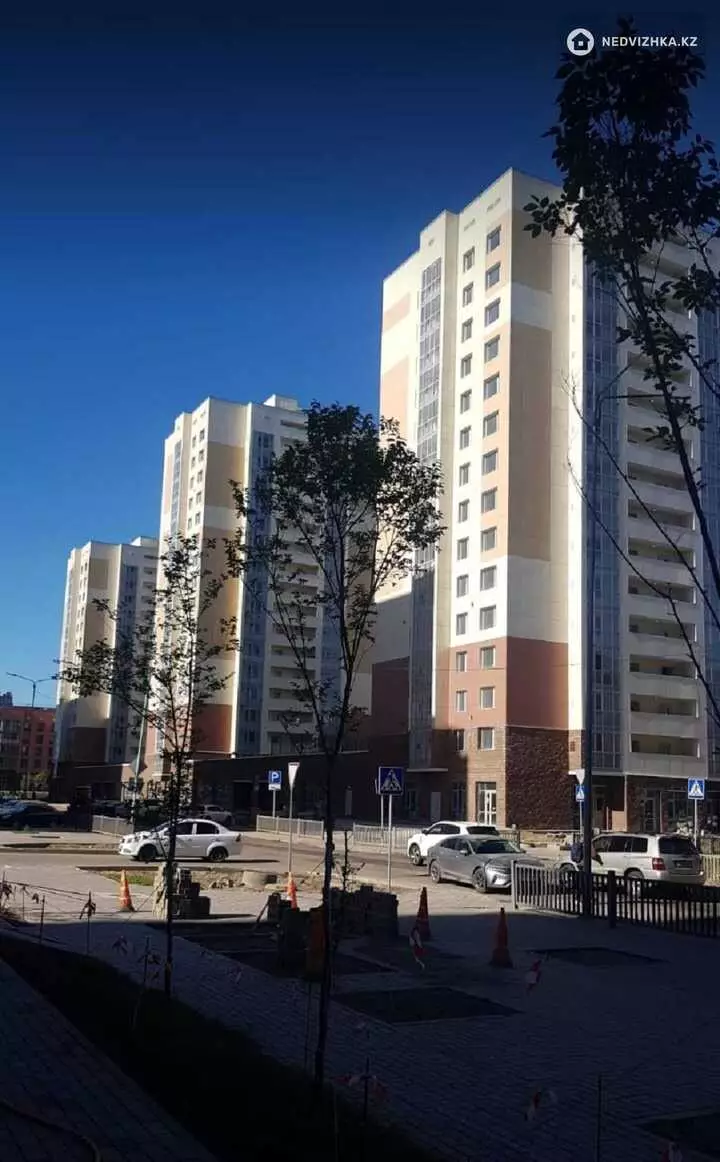 1-бөлмелі пәтер, қабат 14 барлық қабат саны 15, 38 м²