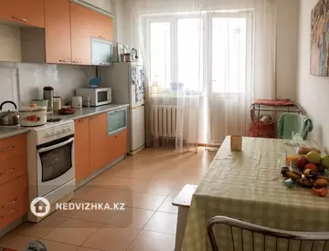 1-комнатная квартира, этаж 4 из 9, 48 м², миниатюра 3