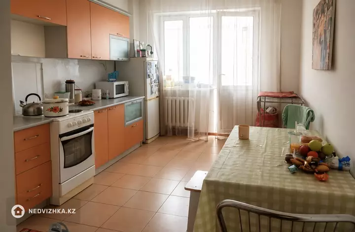 1-комнатная квартира, этаж 4 из 9, 48 м², фотография 3