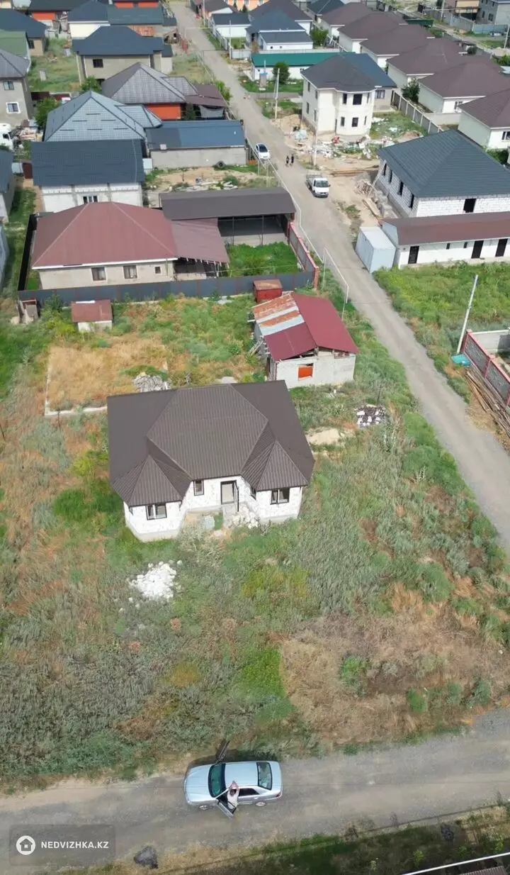 5-комнатный дом, 6 соток, 120 м²