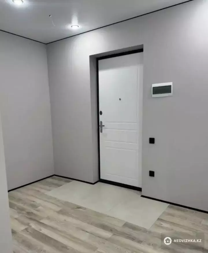 1-комнатная квартира, этаж 6 из 9, 37 м², фотография 3