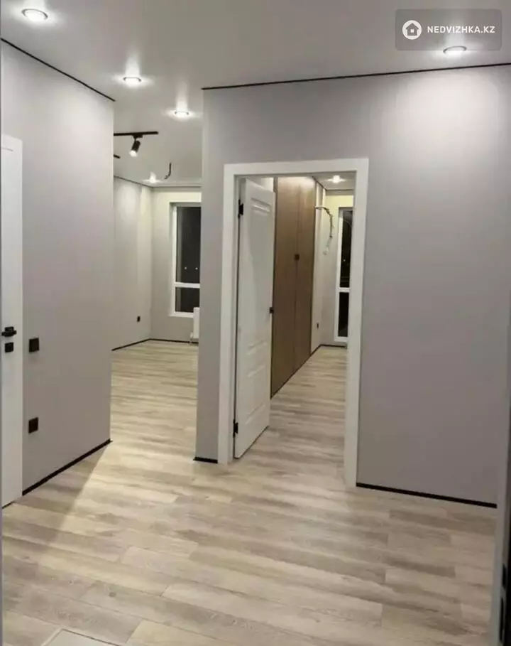 1-комнатная квартира, этаж 6 из 9, 37 м², фотография 4