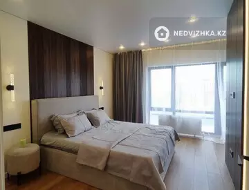 4-комнатная квартира, этаж 12 из 13, 153 м², миниатюра 12
