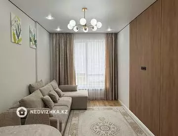 2-комнатная квартира, этаж 4 из 16, 40 м², миниатюра 1