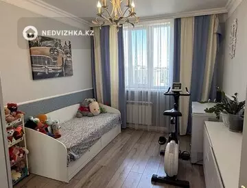 3-бөлмелі пәтер, қабат 6 барлық қабат саны 7, 82 м², 12-нобай