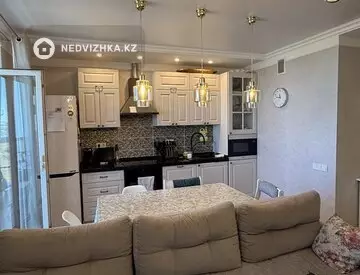 3-бөлмелі пәтер, қабат 6 барлық қабат саны 7, 82 м², 5-нобай