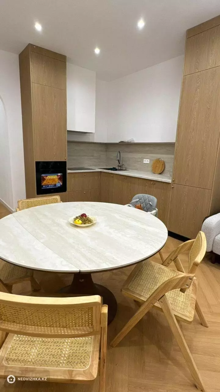3-бөлмелі пәтер, қабат 8 барлық қабат саны 17, 77 м², 4-фотосурет