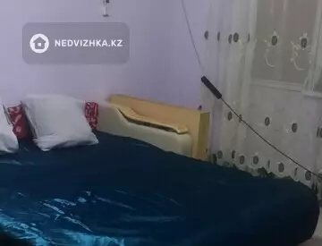1-комнатная квартира, этаж 1 из 9, 39 м², По часам
