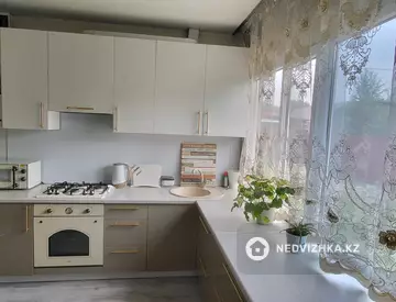 2-комнатная часть дома, 6.5 соток, 49 м²
