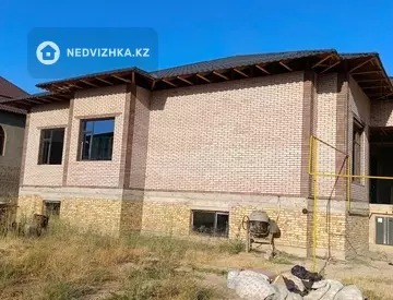 7-комнатная часть дома, 10 соток, 480 м²