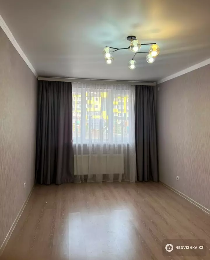 1-комнатная квартира, этаж 1 из 9, 41 м², фотография 3