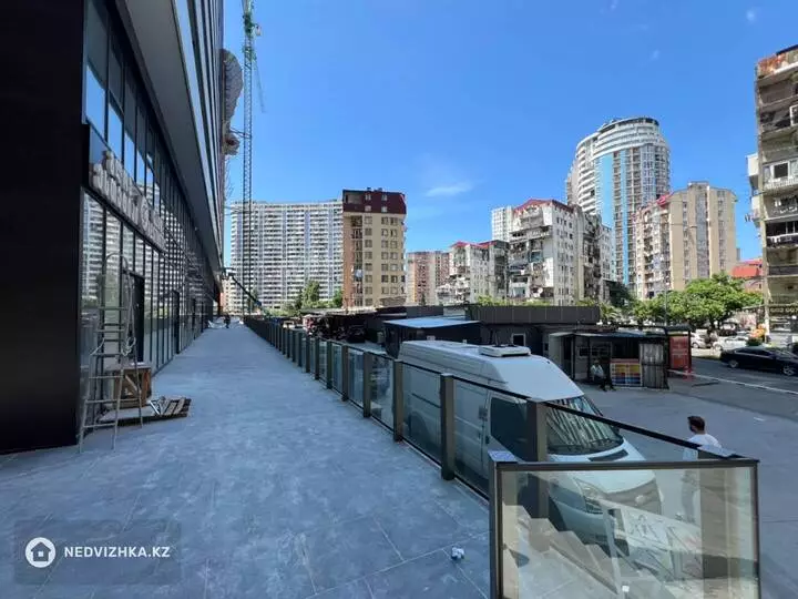 1-комнатная квартира, этаж 16 из 16, 49 м², фотография 4