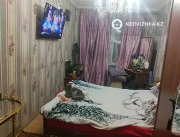 3-комнатная квартира, этаж 2 из 5, 61 м², миниатюра 3