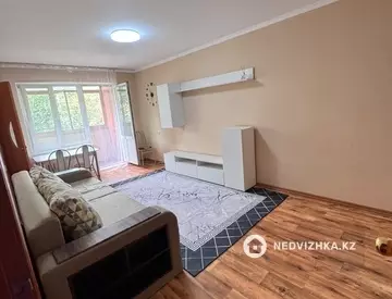 3-комнатная квартира, этаж 2 из 4, 62 м², миниатюра 6