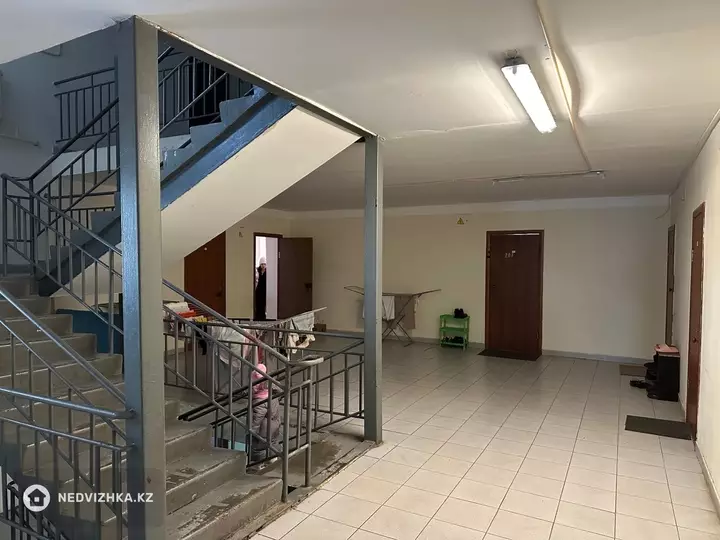 6-бөлмелі үй, 10 соттық, 1 704 м², 2-фотосурет