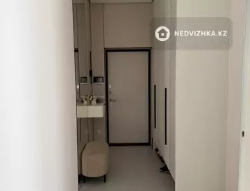 4-комнатная квартира, этаж 10 из 12, 110 м²