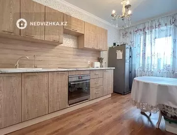 1-комнатная квартира, этаж 9 из 10, 67 м², миниатюра 4