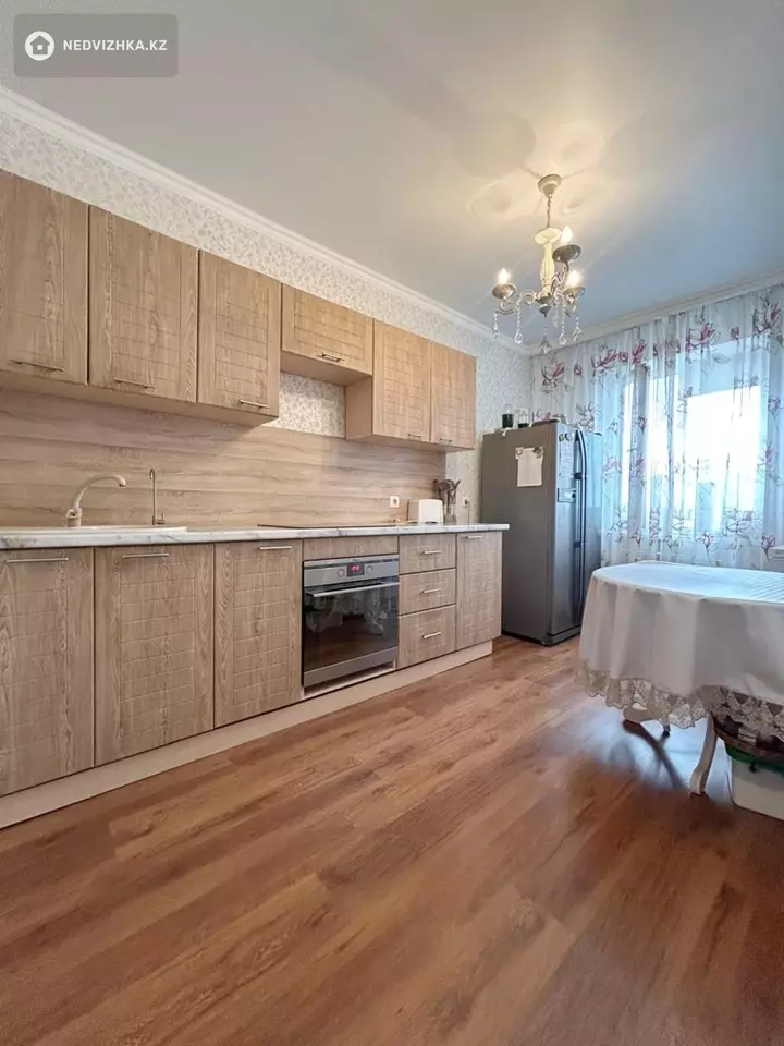 1-комнатная квартира, этаж 9 из 10, 67 м², фотография 4
