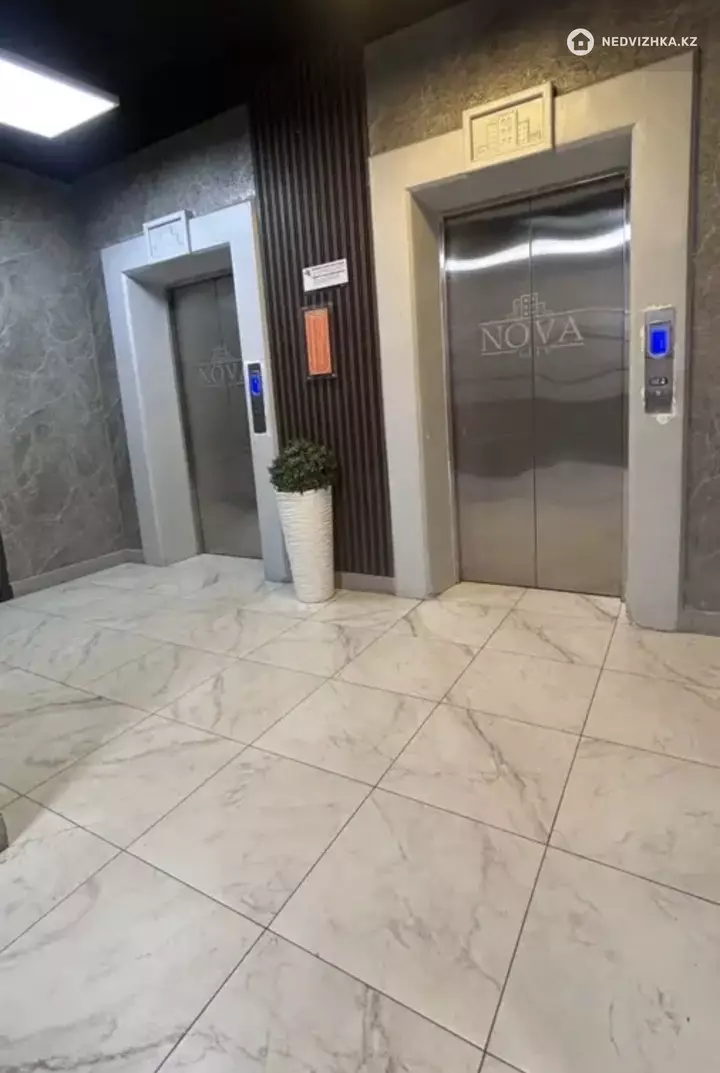1-комнатная квартира, этаж 14 из 18, 36 м², фотография 3