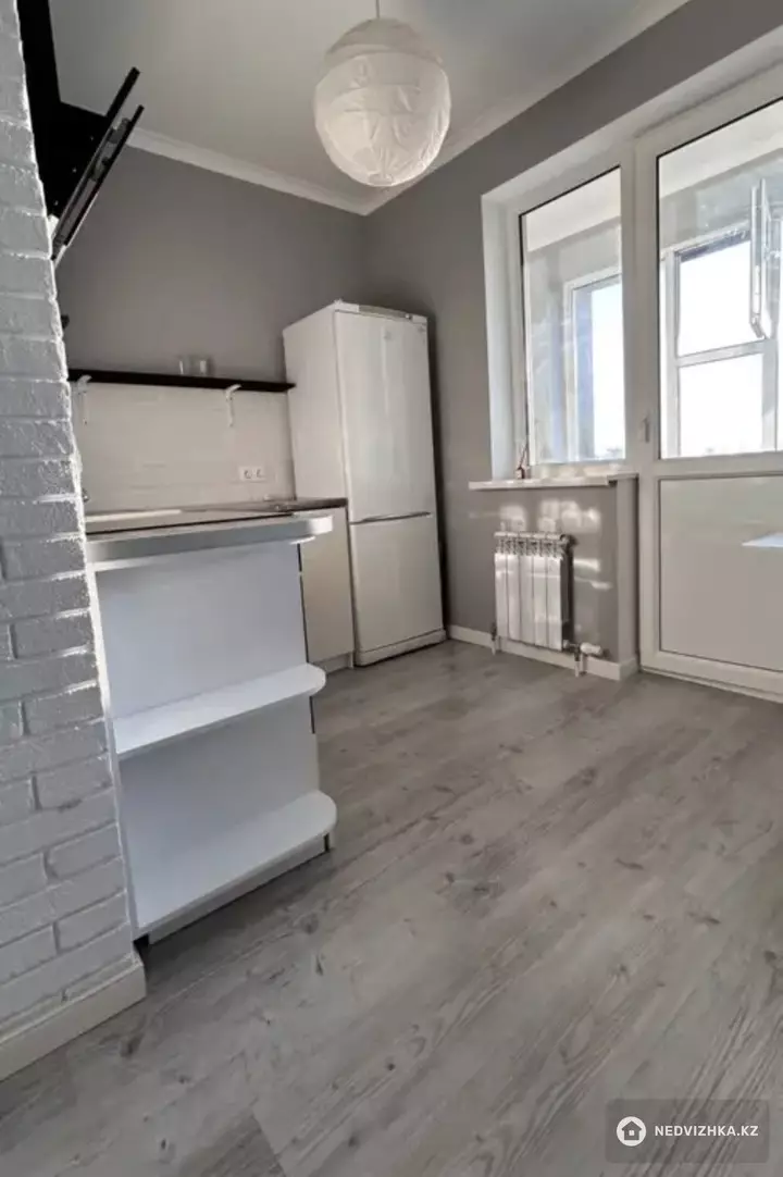1-комнатная квартира, этаж 14 из 18, 36 м², фотография 4