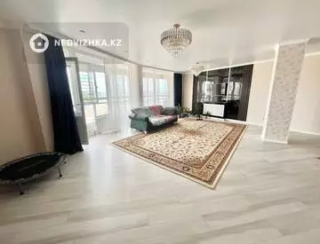 4-комнатная квартира, этаж 5 из 13, 175 м², миниатюра 1