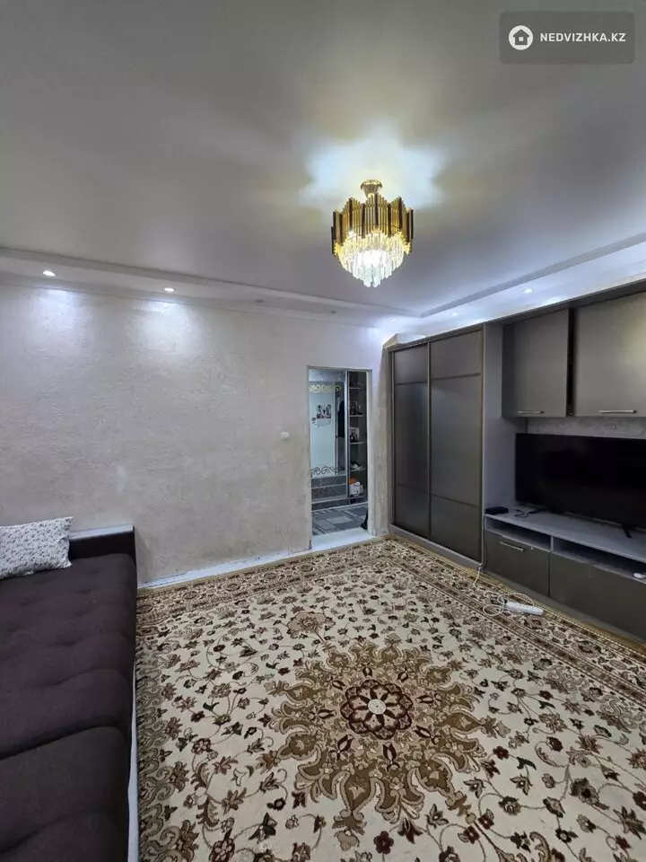 2-комнатная квартира, этаж 3 из 9, 64 м², фотография 4