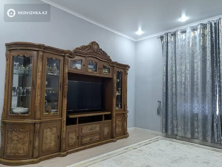 8-комнатный дом, 10 соток, 450 м², фотография 5