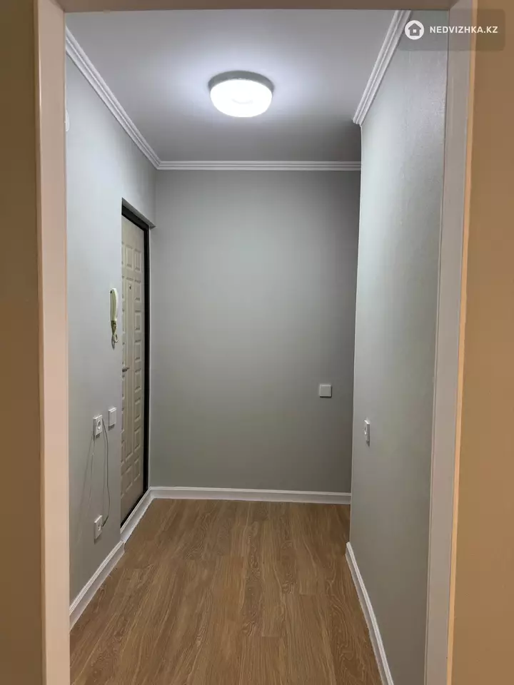 1-комнатная квартира, этаж 2 из 4, 32 м², фотография 3