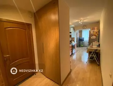 4-комнатная квартира, этаж 4 из 4, 92 м², миниатюра 9