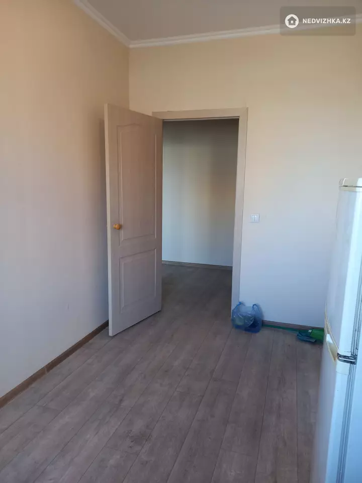 2-комнатная квартира, этаж 3 из 9, 61 м², фотография 4