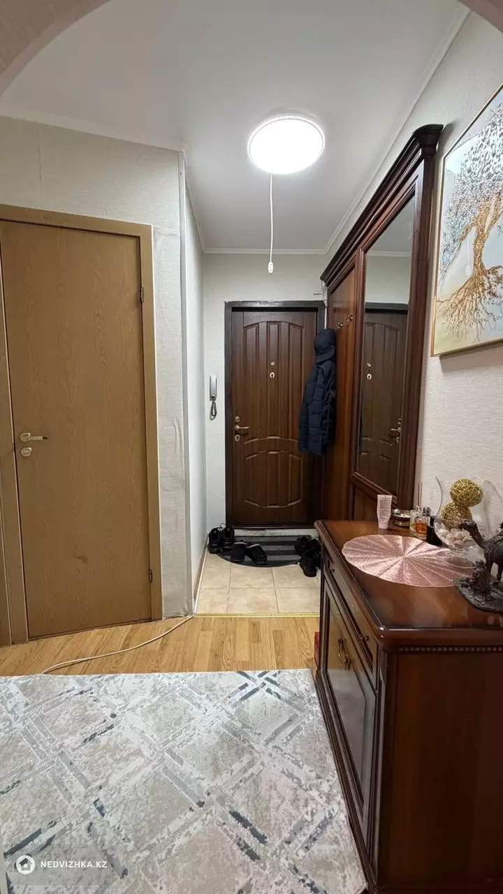 2-комнатная квартира, этаж 5 из 5, 65 м², фотография 4
