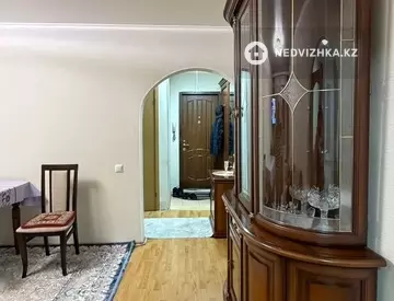 2-комнатная квартира, этаж 5 из 5, 65 м², миниатюра 10
