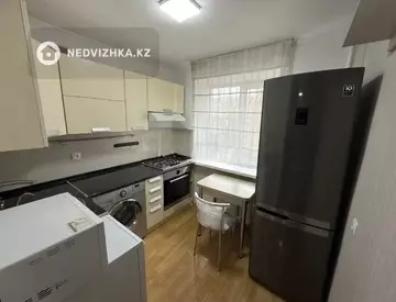 2-комнатная квартира, этаж 4 из 4, 45 м²