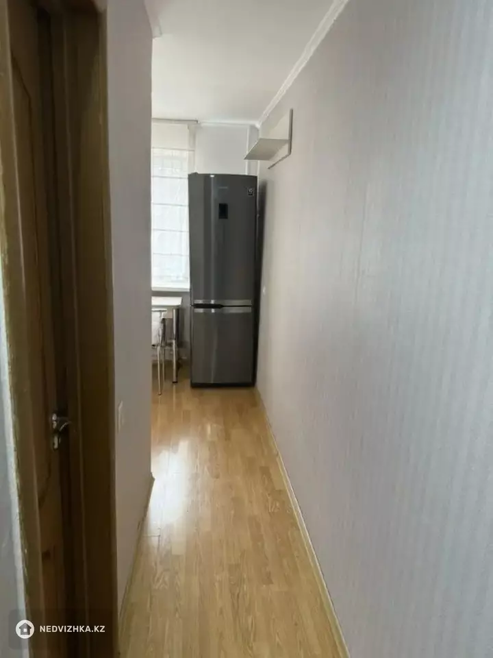 2-комнатная квартира, этаж 4 из 4, 45 м², фотография 5