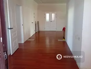 7-комнатный дом, 10 соток, 10 м², миниатюра 4