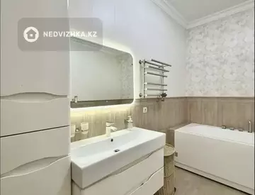 3-комнатная квартира, этаж 4 из 15, 110 м², миниатюра 11