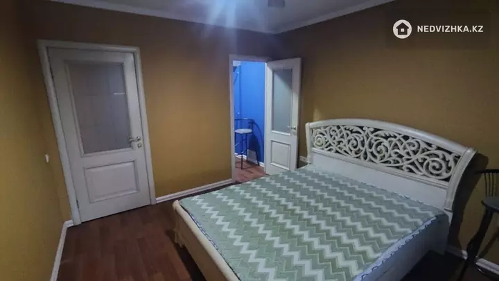 3-комнатная квартира, этаж 2 из 5, 63 м², фотография 5