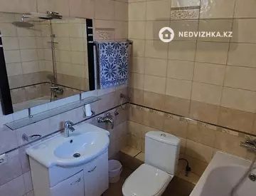 3-комнатная квартира, этаж 2 из 5, 63 м², миниатюра 8
