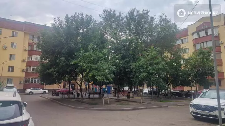 3-комнатная квартира, этаж 5 из 5, 120 м², фотография 2