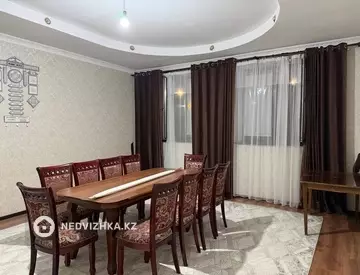 6-комнатный дом, 10 соток, 215 м²