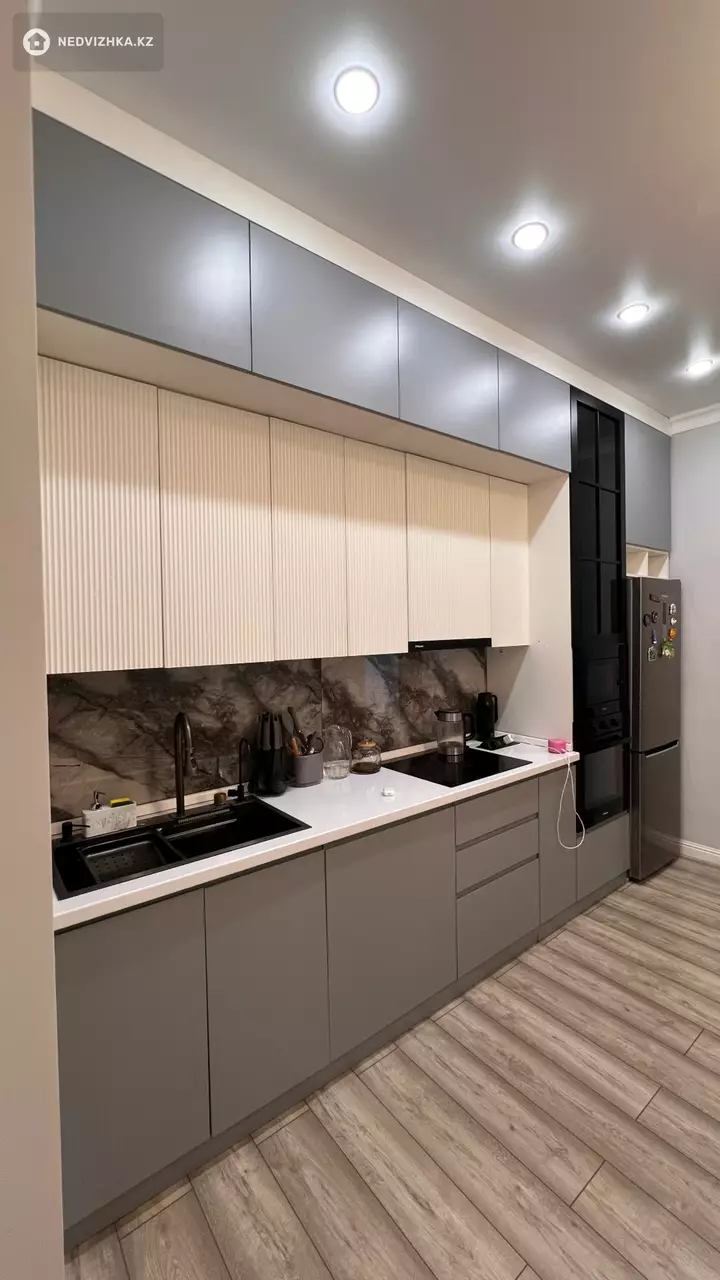 2-комнатная квартира, этаж 6 из 9, 72 м², фотография 4