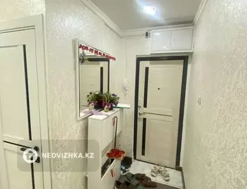 3-комнатная квартира, этаж 4 из 5, 59 м²