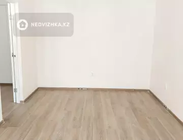 1-комнатная квартира, этаж 2 из 9, 52 м²