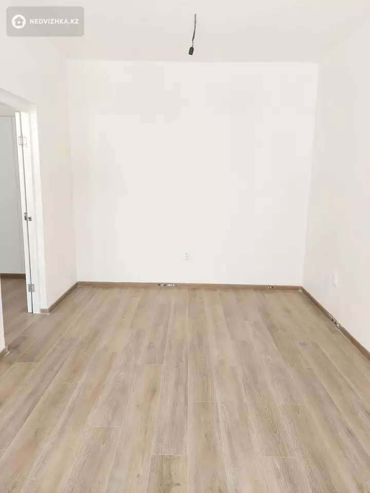 1-комнатная квартира, этаж 2 из 9, 52 м², фотография 3