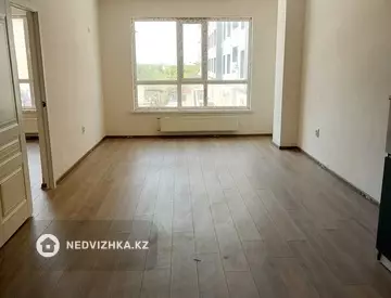 1-комнатная квартира, этаж 2 из 9, 52 м²