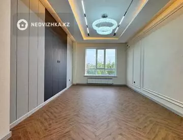 4-комнатная квартира, этаж 3 из 9, 130 м², миниатюра 6