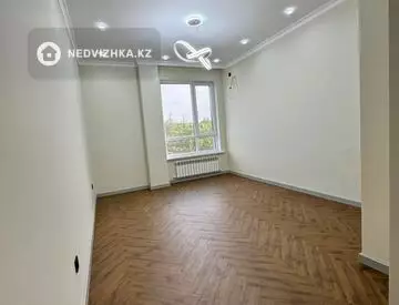 4-комнатная квартира, этаж 3 из 9, 130 м², миниатюра 8