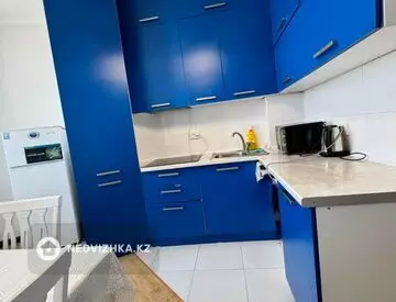 1-комнатная квартира, этаж 10 из 12, 50 м², миниатюра 8