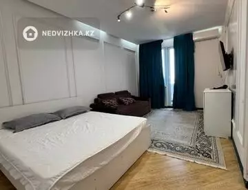 1-комнатная квартира, этаж 10 из 12, 50 м²