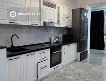 2-комнатная квартира, этаж 5 из 18, 52 м², Посуточно, миниатюра 4